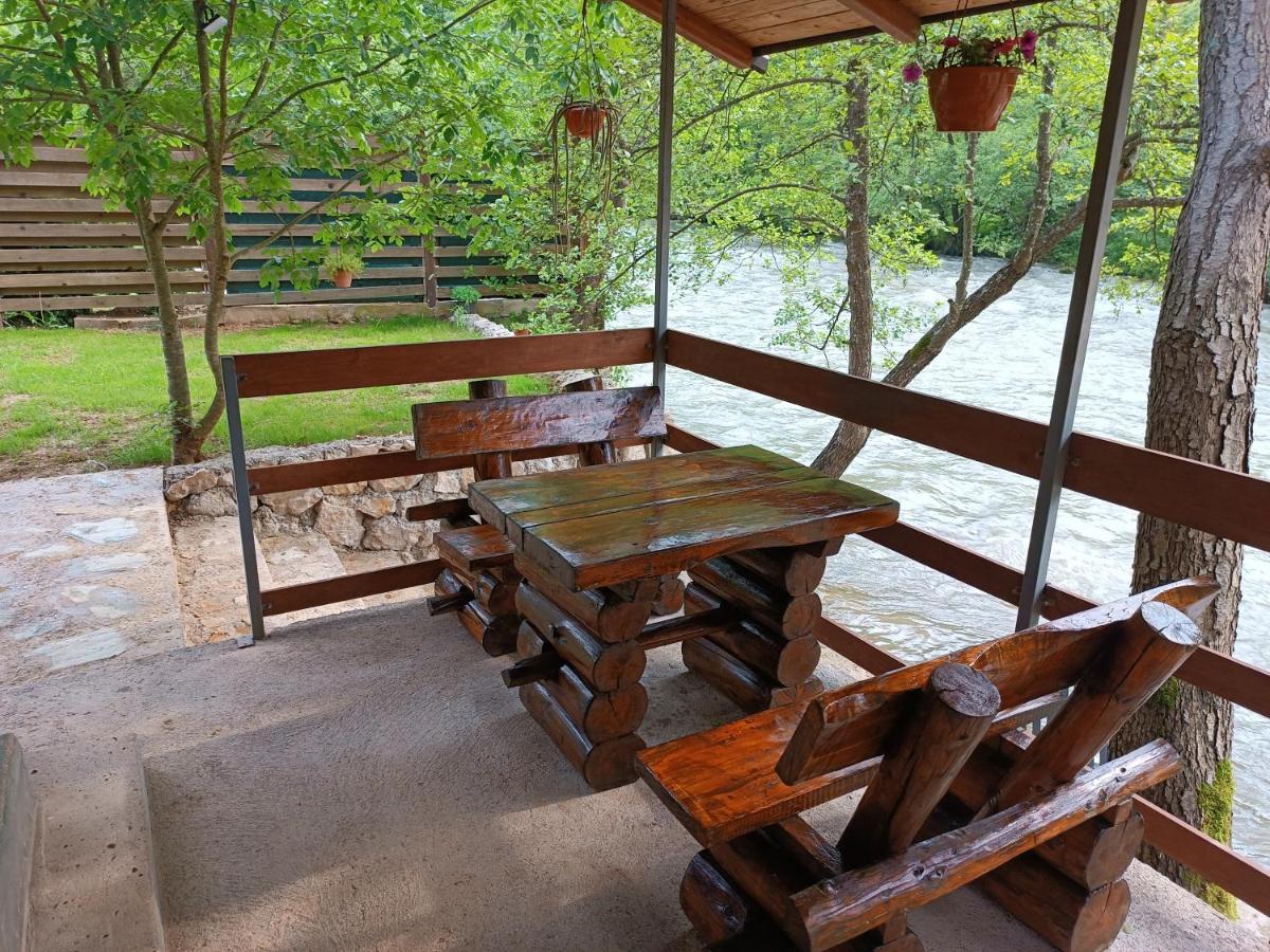 Cottage Auto Camp Vinac ไยเซ ภายนอก รูปภาพ