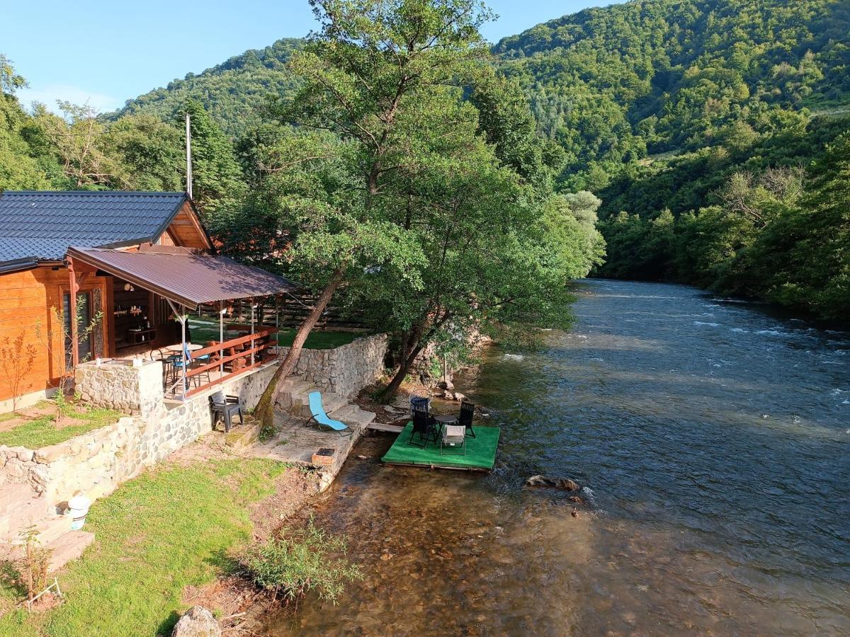 Cottage Auto Camp Vinac ไยเซ ภายนอก รูปภาพ