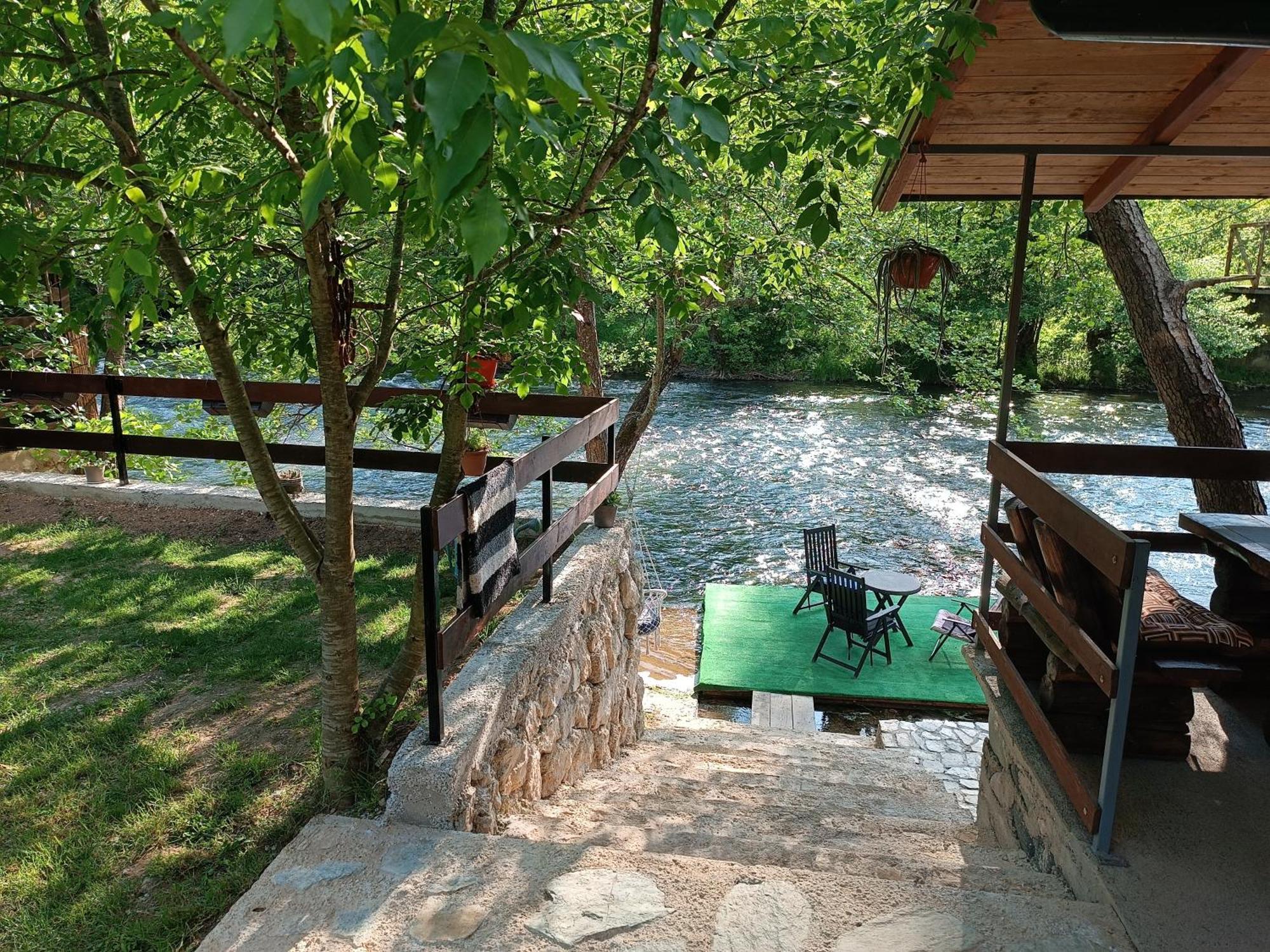 Cottage Auto Camp Vinac ไยเซ ภายนอก รูปภาพ